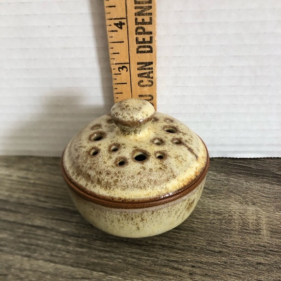 Handmade Pottery Garlic Keeper - Picture 11 of 13